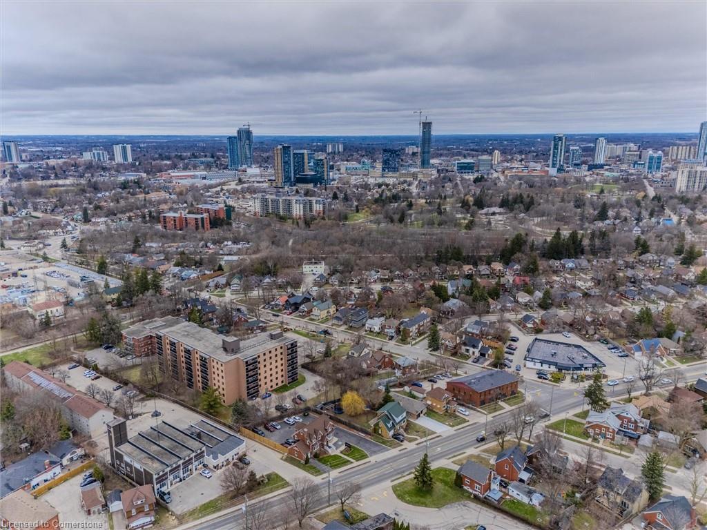 









29


West

Avenue, 204,
Kitchener,




ON
N2M 5E4

