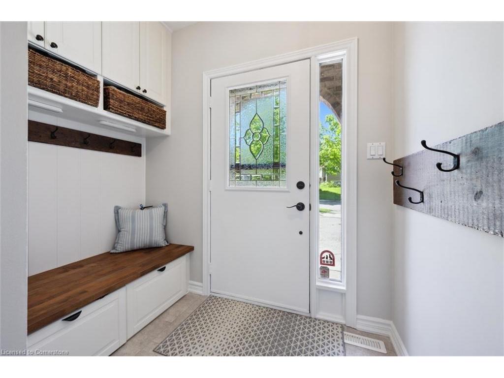 









31


Driftwood

Place,
Kitchener,




ON
N2N 1W3

