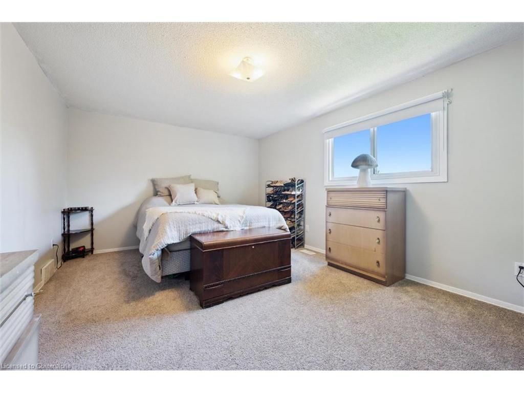 









31


Driftwood

Place,
Kitchener,




ON
N2N 1W3

