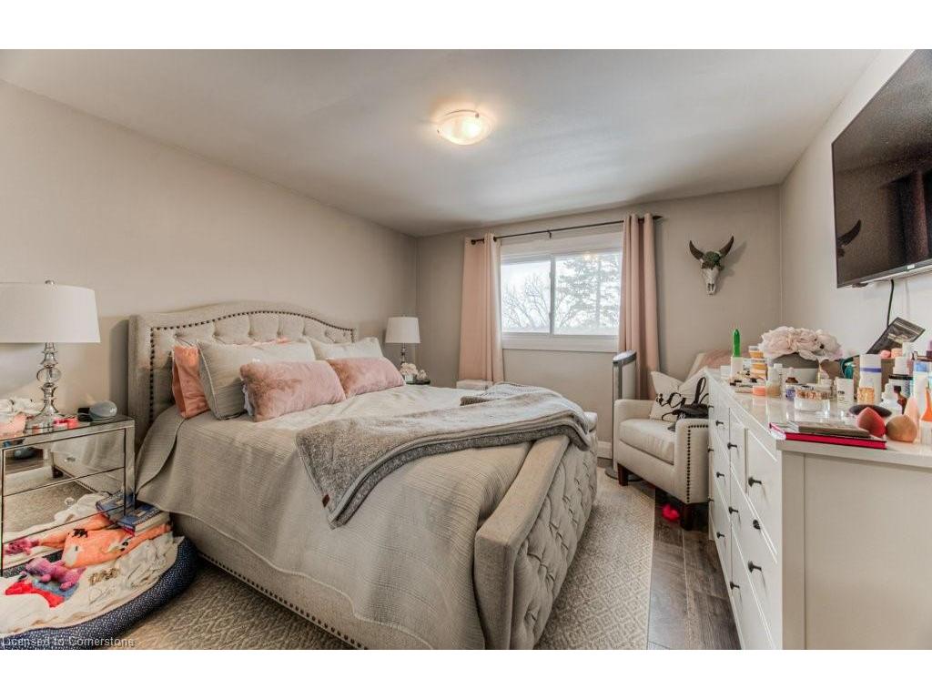 









415-435


Garden

Street,
Cambridge,




ON
N3H 4E1

