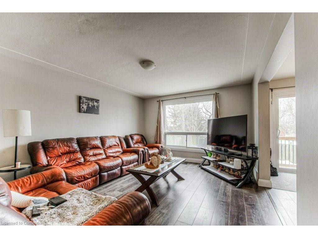 









415-435


Garden

Street,
Cambridge,




ON
N3H 4E1

