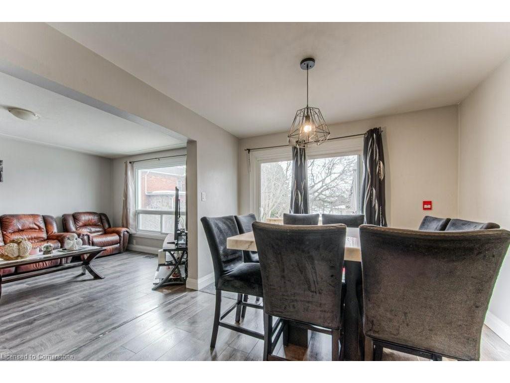 









415-435


Garden

Street,
Cambridge,




ON
N3H 4E1

