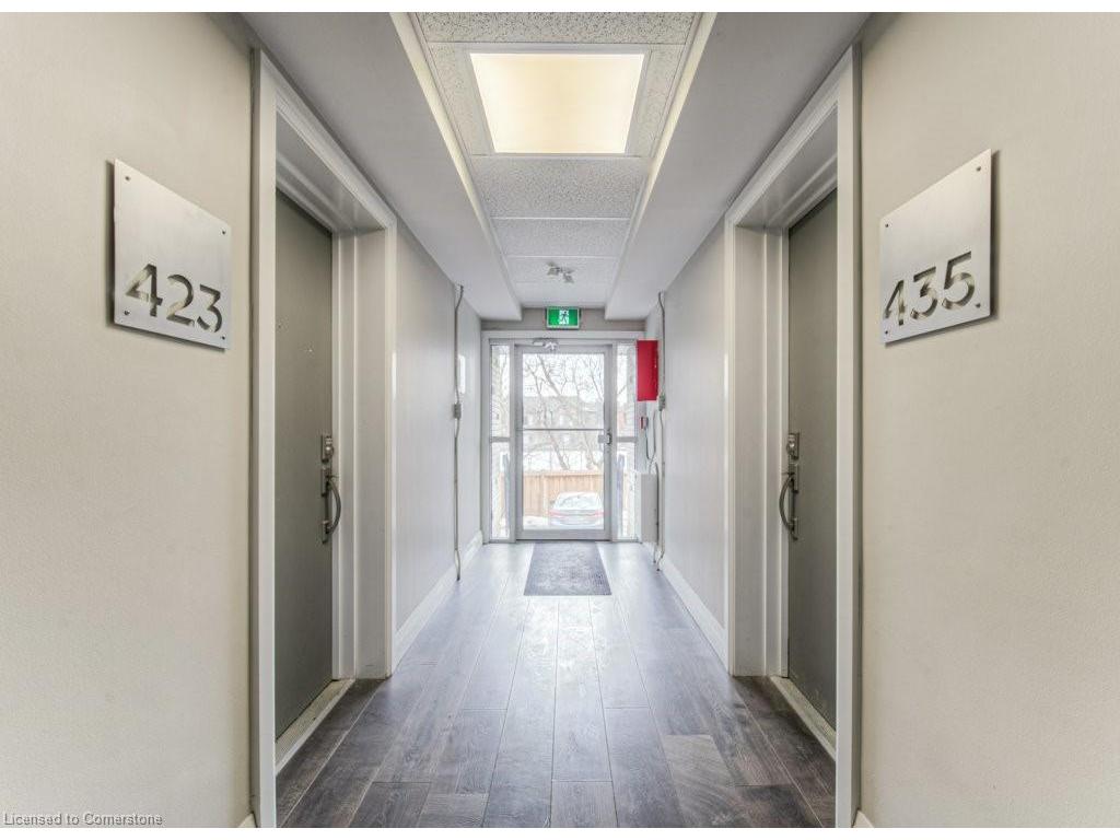 









415-435


Garden

Street,
Cambridge,




ON
N3H 4E1

