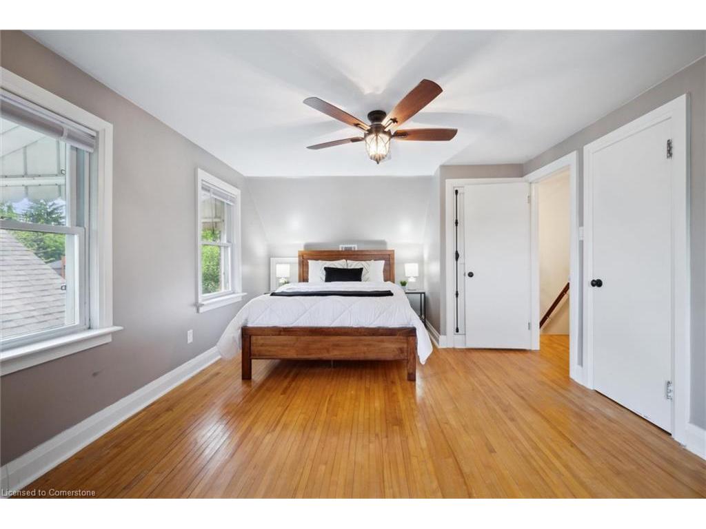 









325


Patricia

Avenue,
Kitchener,




ON
N2M 1K3

