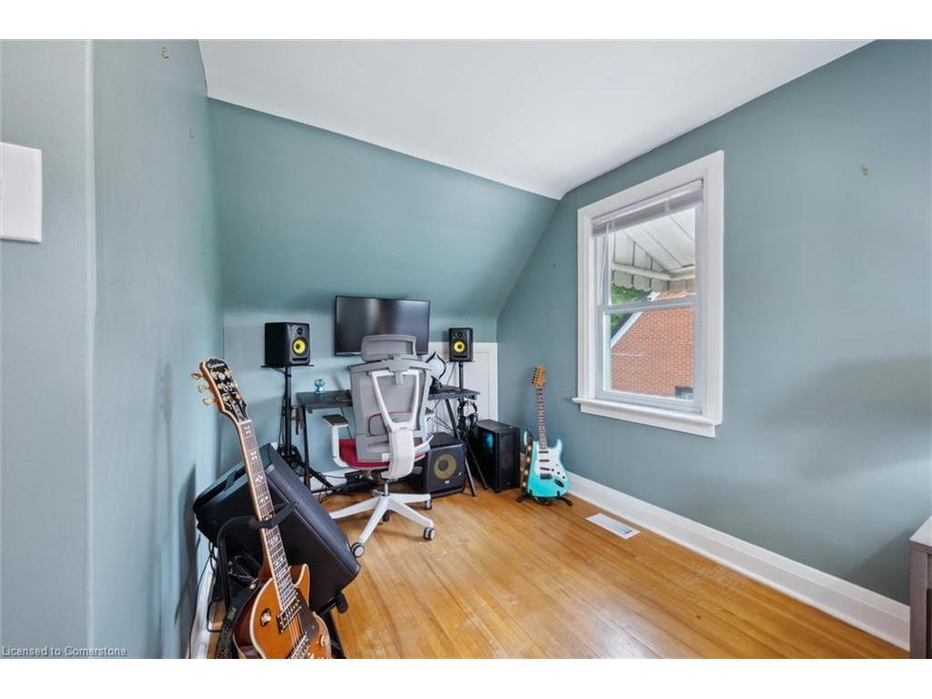 









325


Patricia

Avenue,
Kitchener,




ON
N2M 1K3

