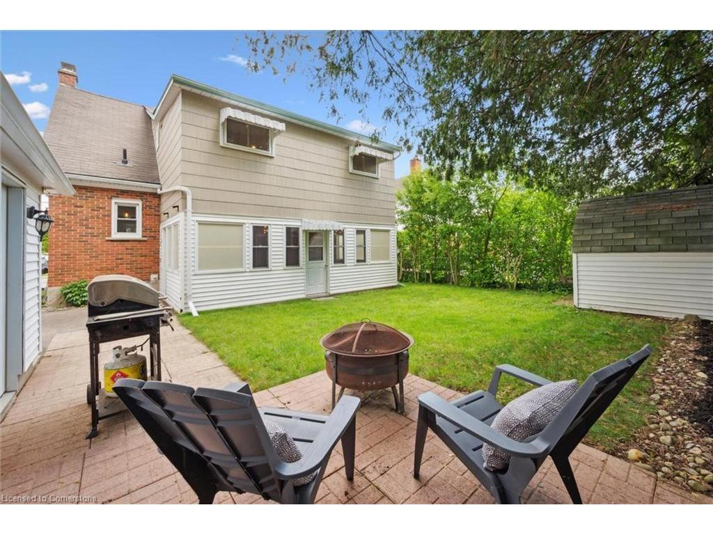









325


Patricia

Avenue,
Kitchener,




ON
N2M 1K3

