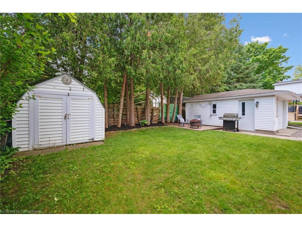 









325


Patricia

Avenue,
Kitchener,




ON
N2M 1K3

