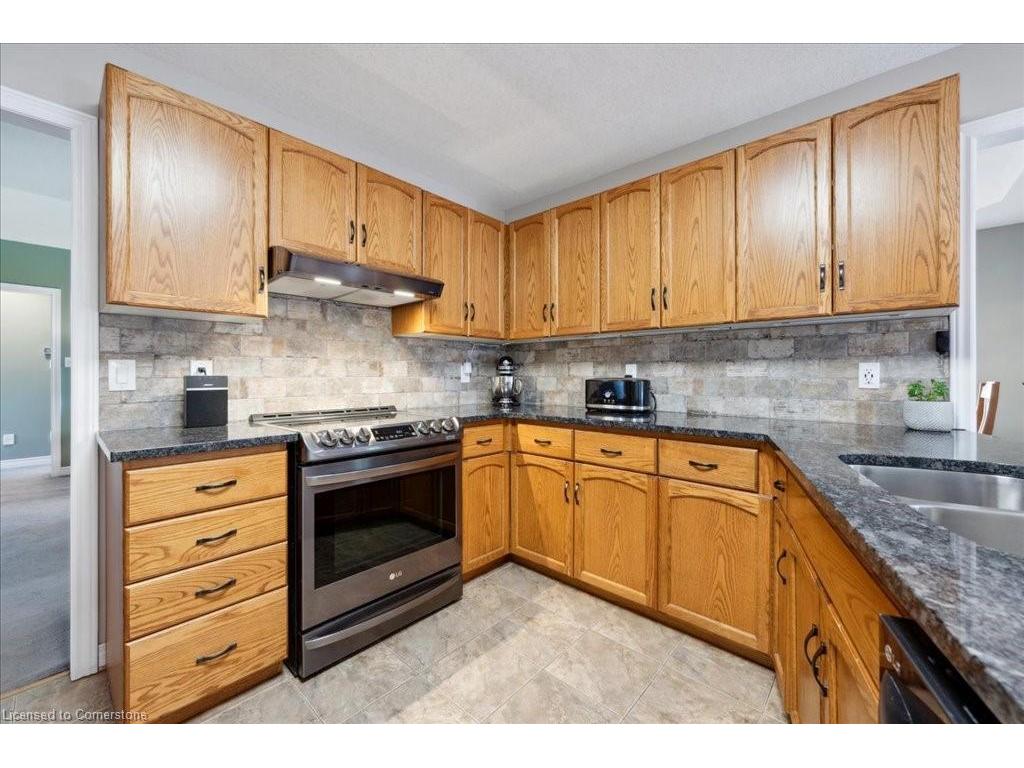 









17


St Boniface

Drive,
Maryhill,




ON
N0B 2B0

