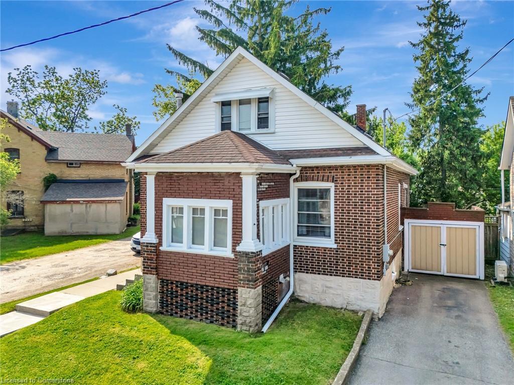 









8


Wright

Avenue,
Cambridge,




ON
N1R 1E2

