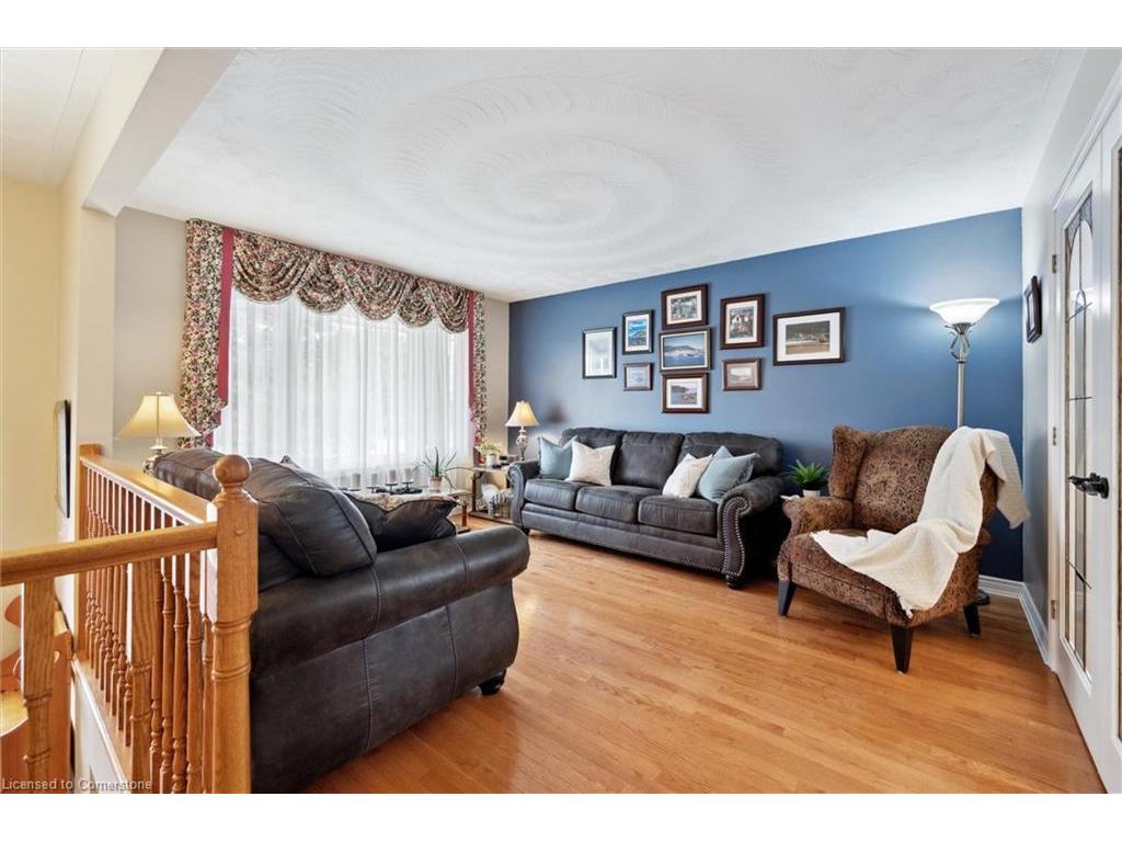 









55


Carlos

Court,
Cambridge,




ON
N1R 8H4

