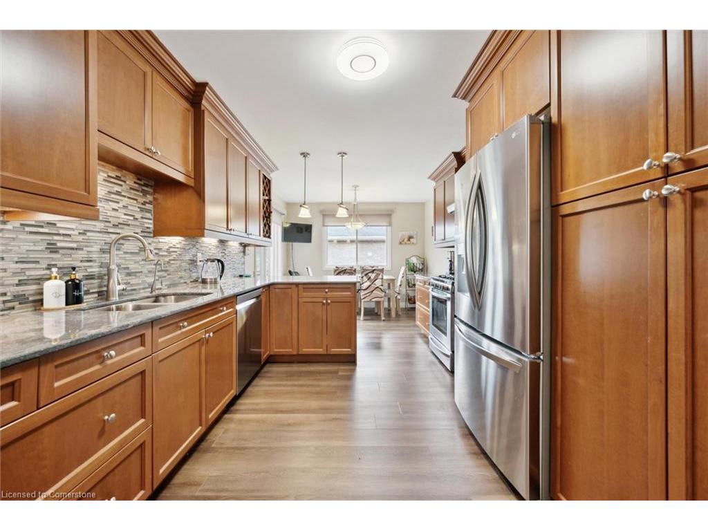 









55


Carlos

Court,
Cambridge,




ON
N1R 8H4

