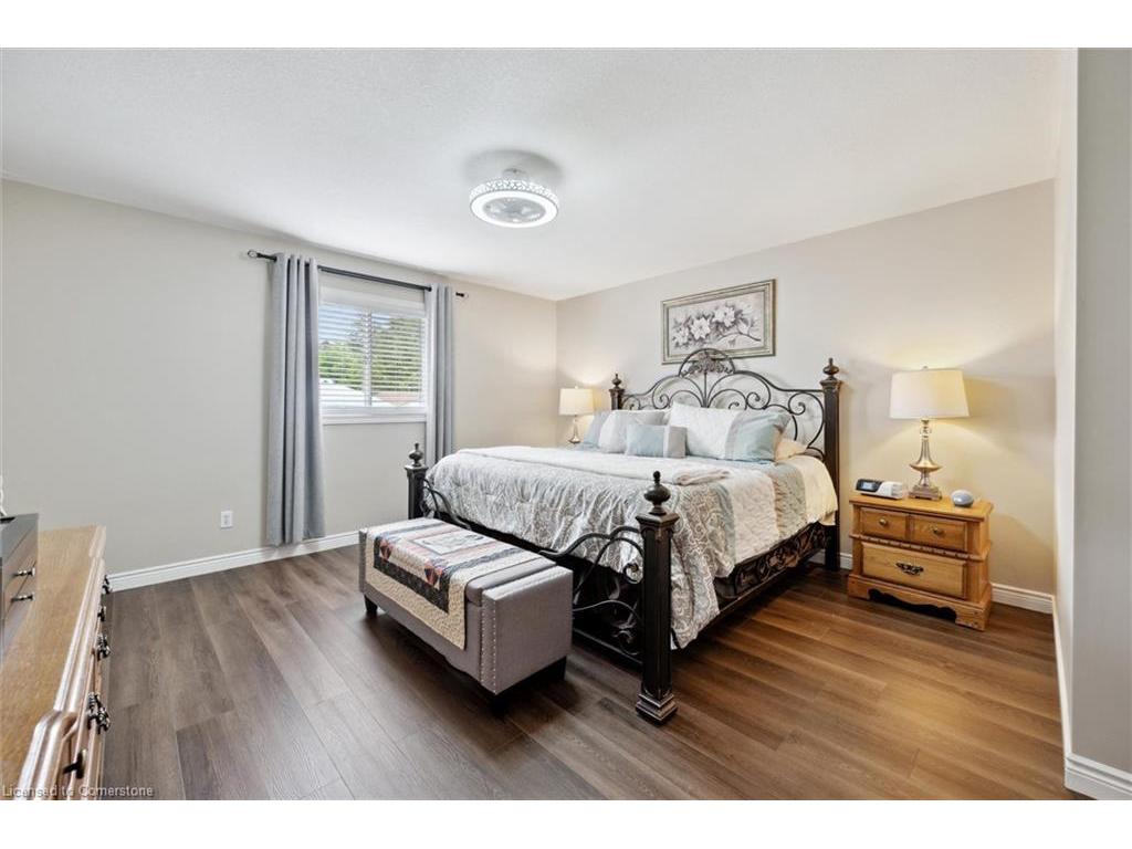 









55


Carlos

Court,
Cambridge,




ON
N1R 8H4

