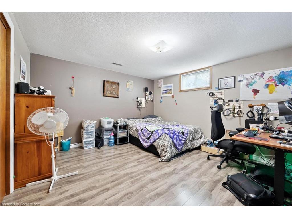 









55


Carlos

Court,
Cambridge,




ON
N1R 8H4

