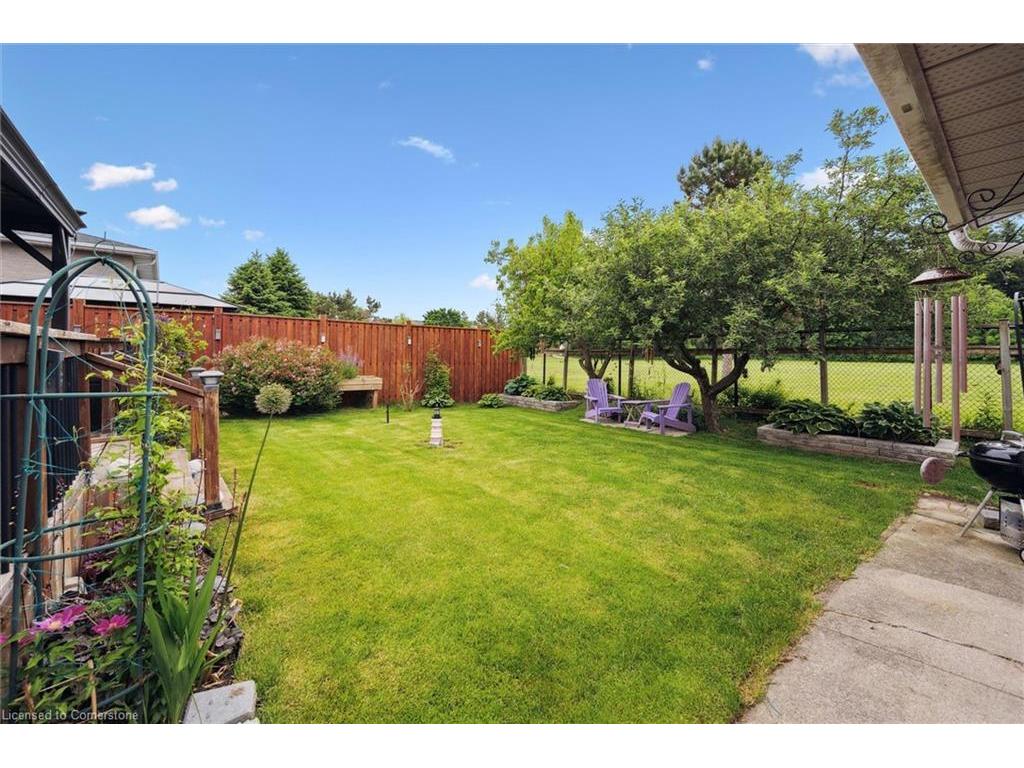 









55


Carlos

Court,
Cambridge,




ON
N1R 8H4

