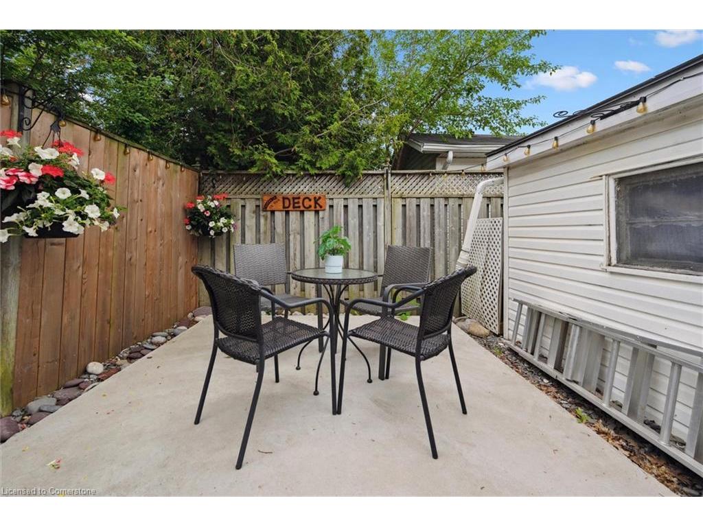 









55


Carlos

Court,
Cambridge,




ON
N1R 8H4

