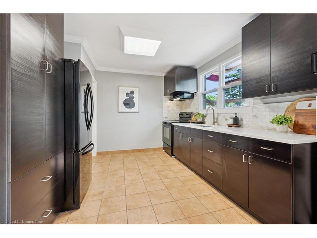 









14


Edwin

Street,
Kitchener,




ON
N2H 4N8

