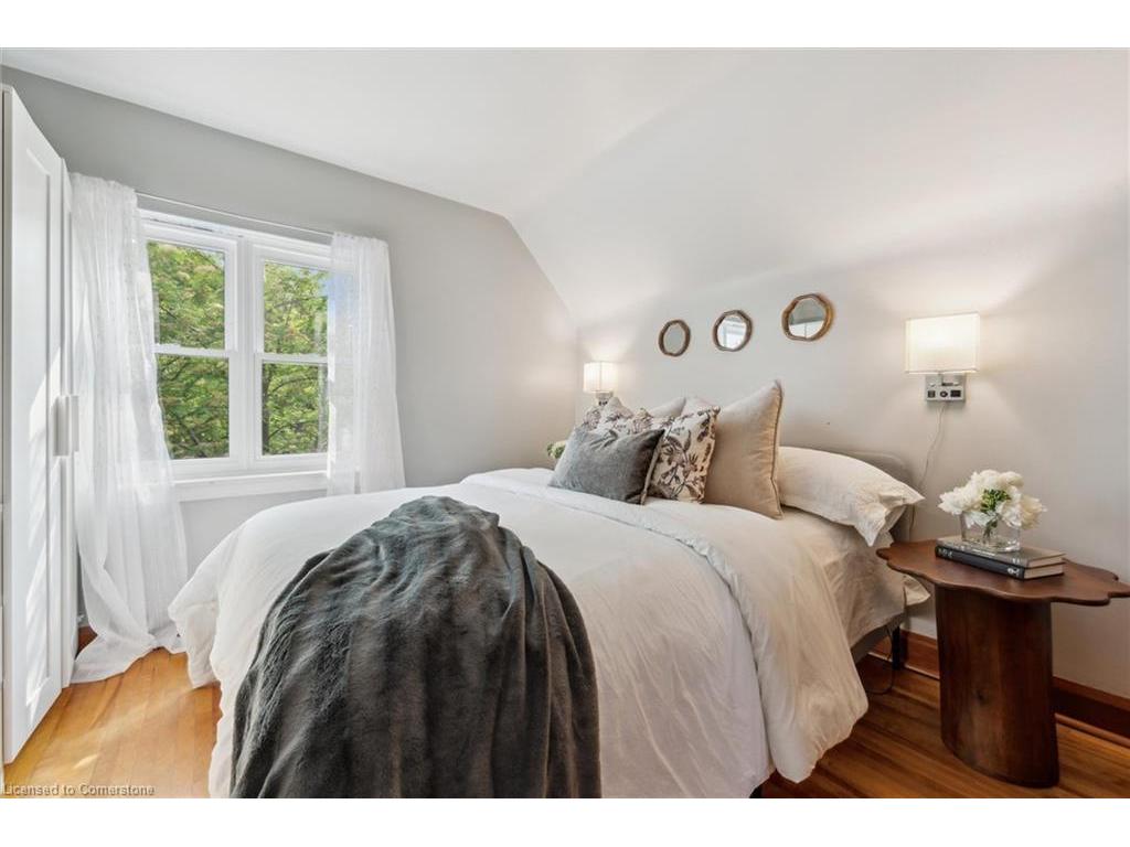 









14


Edwin

Street,
Kitchener,




ON
N2H 4N8


