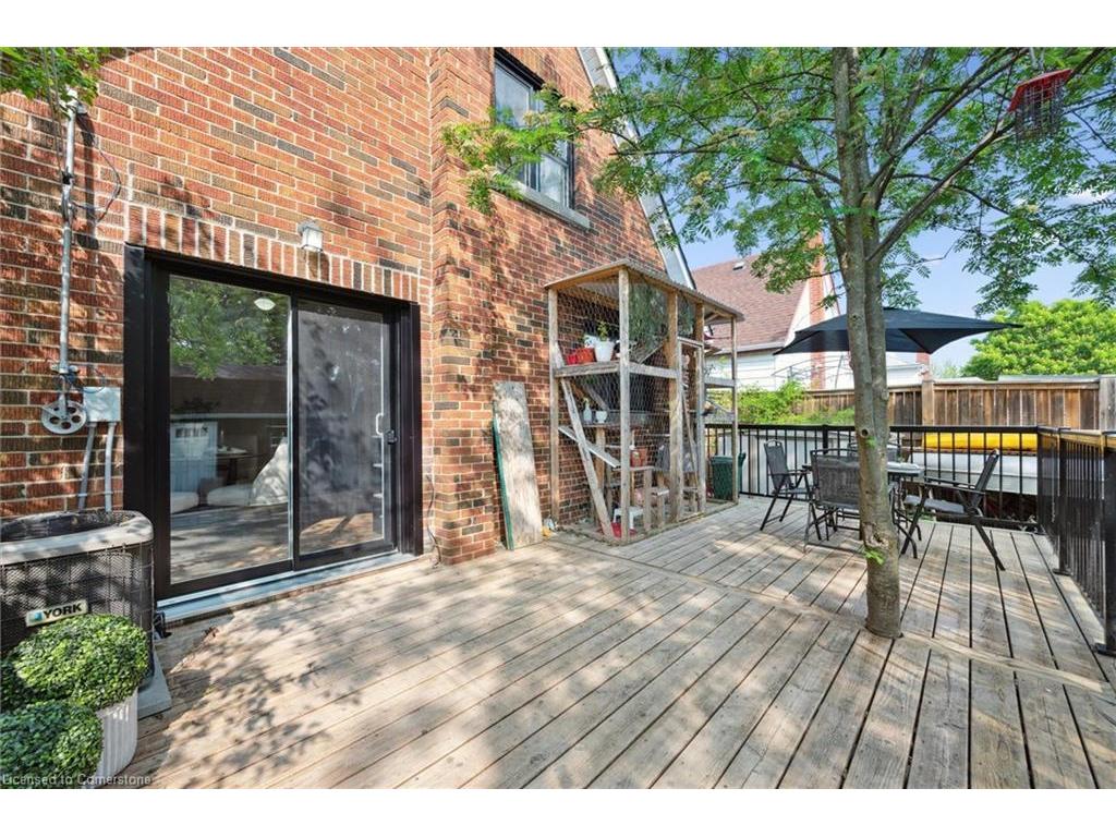 









14


Edwin

Street,
Kitchener,




ON
N2H 4N8

