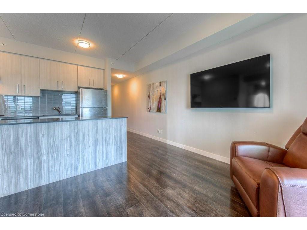 









15


Queen

Street South, 1207,
Hamilton,




ON
L8P 0C6

