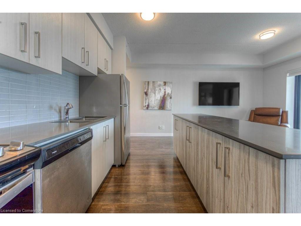 









15


Queen

Street South, 1207,
Hamilton,




ON
L8P 0C6

