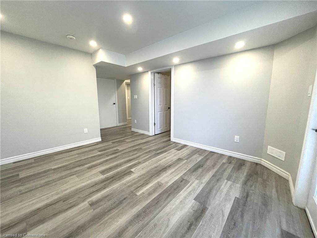 









2664


Asima

Drive, B,
London,




ON
N6M 0E9

