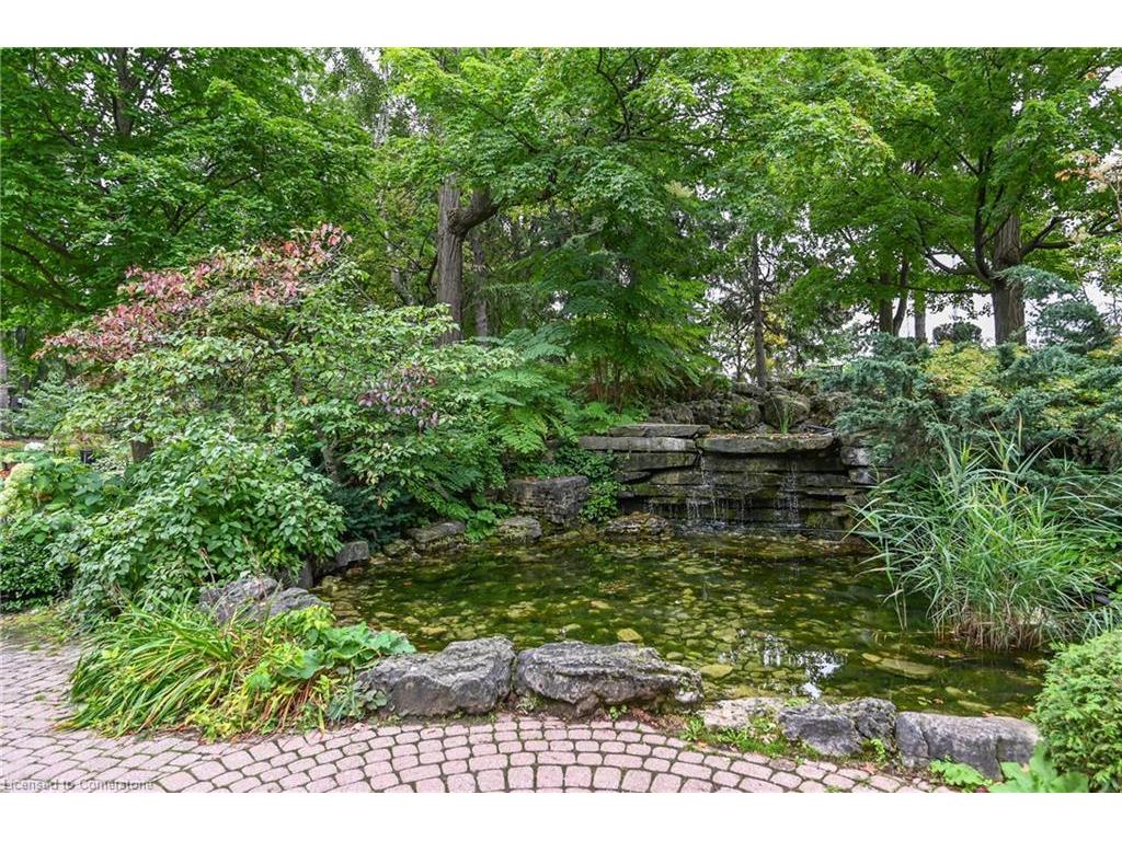 









22


Marilyn

Drive, 608,
Guelph,




ON
N1H 7T1


