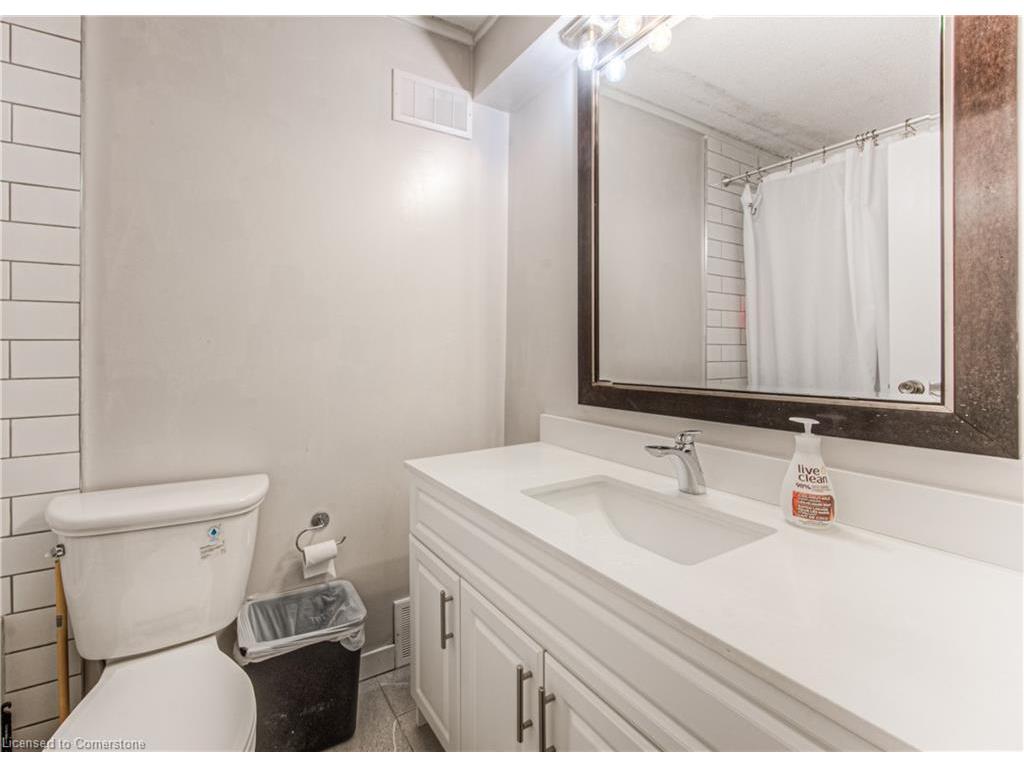 









121


University

Avenue East, 9,
Waterloo,




ON
N2J 4J1

