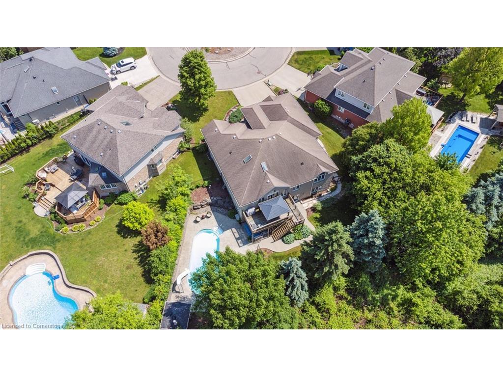 









16


Elderberry

Court,
Guelph,




ON
N1L 1K3

