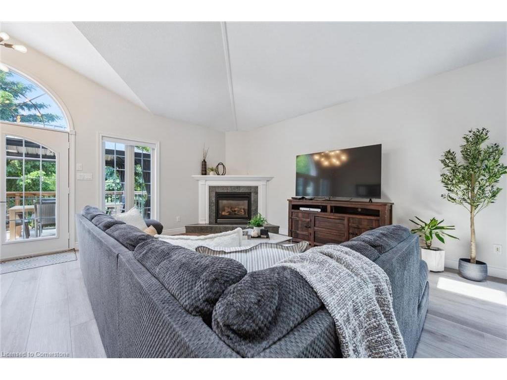 









16


Elderberry

Court,
Guelph,




ON
N1L 1K3

