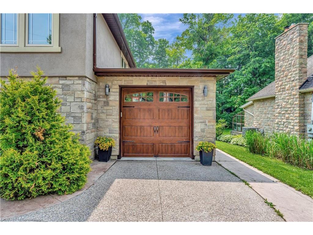 









11


Maple Hill

Drive,
Kitchener,




ON
N2M 2R7

