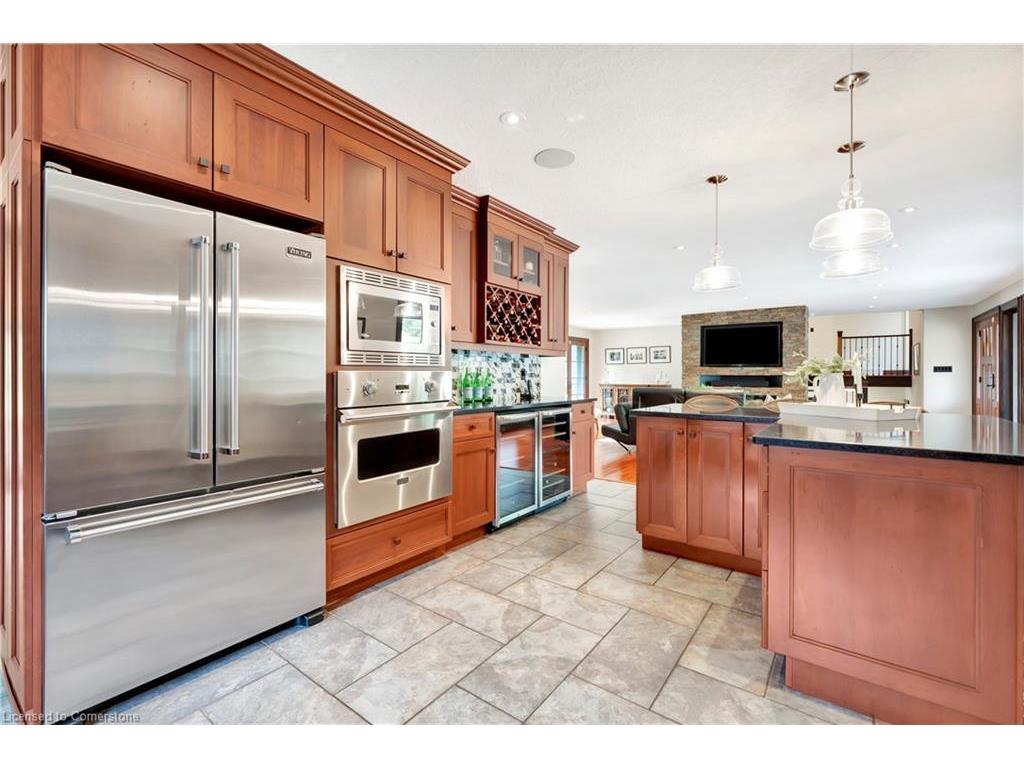 









11


Maple Hill

Drive,
Kitchener,




ON
N2M 2R7

