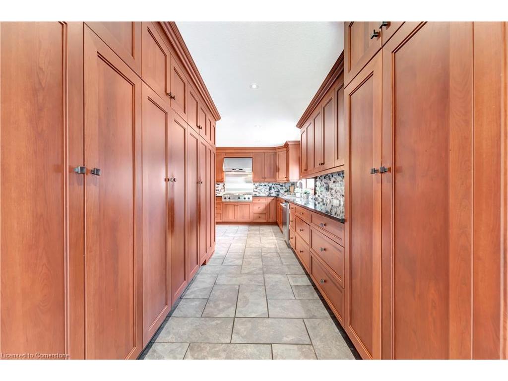 









11


Maple Hill

Drive,
Kitchener,




ON
N2M 2R7


