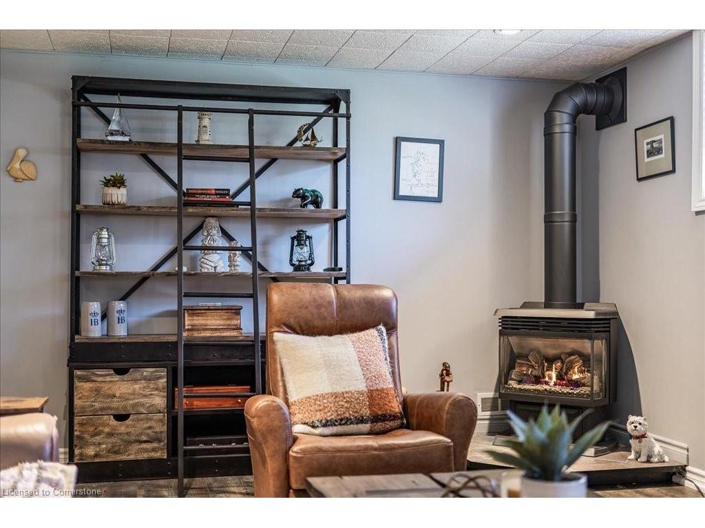 









953


St David

Street North,
Fergus,




ON
N1M 2W3

