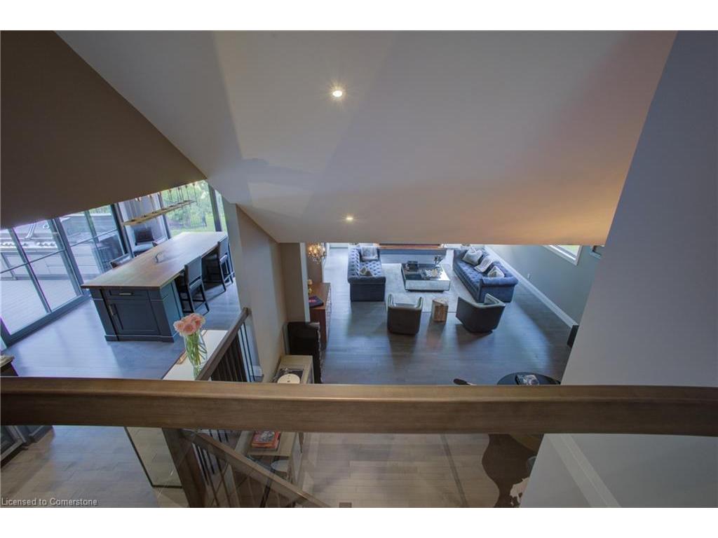 









284


Old Post

Road,
Waterloo,




ON
N2L 5C1

