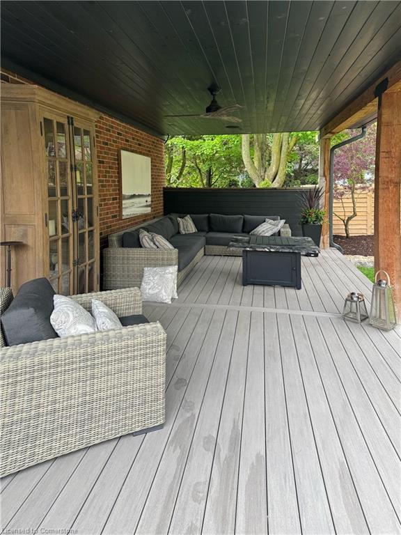 









284


Old Post

Road,
Waterloo,




ON
N2L 5C1

