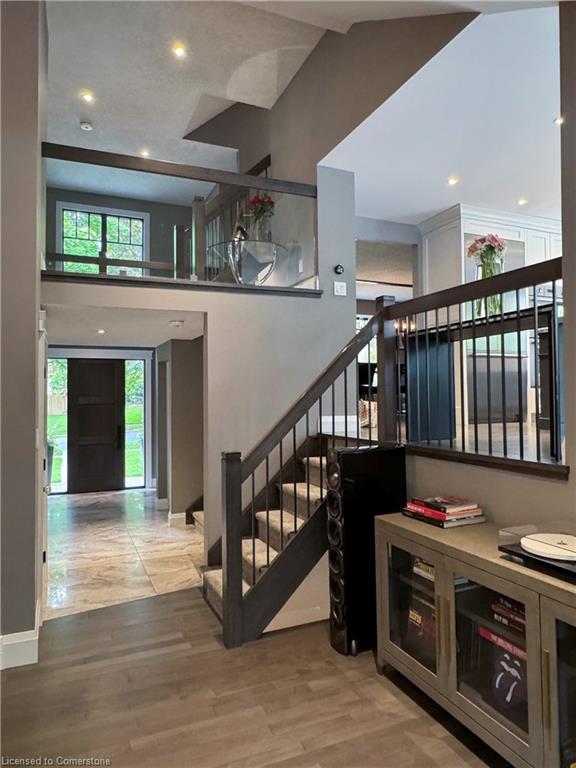 









284


Old Post

Road,
Waterloo,




ON
N2L 5C1

