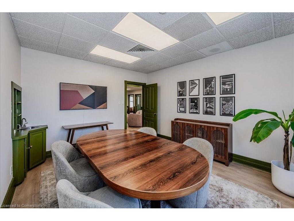 









1386


King

Street,
St. Jacobs,




ON
N0B 2N0

