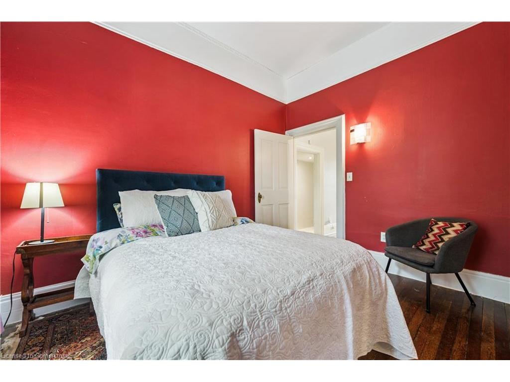 









88


William

Street West,
Waterloo,




ON
N2L 1J7

