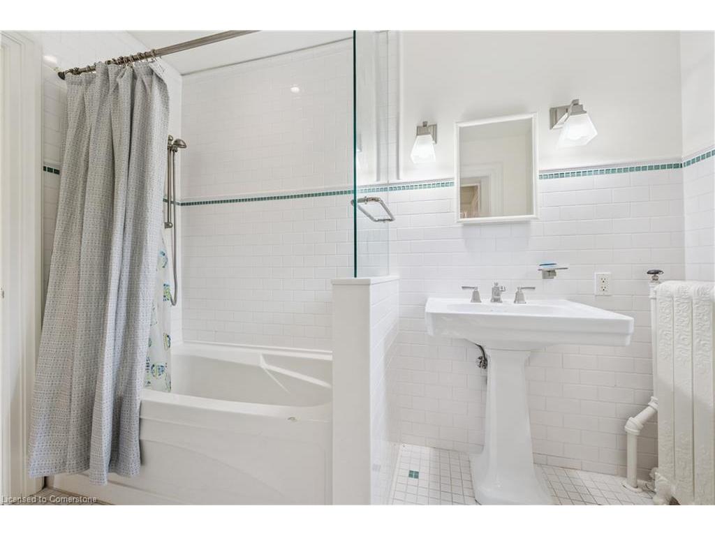 









88


William

Street West,
Waterloo,




ON
N2L 1J7

