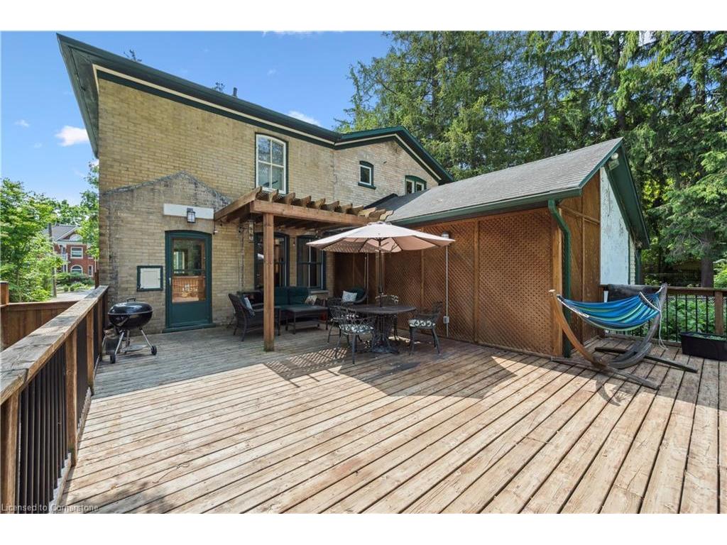 









88


William

Street West,
Waterloo,




ON
N2L 1J7

