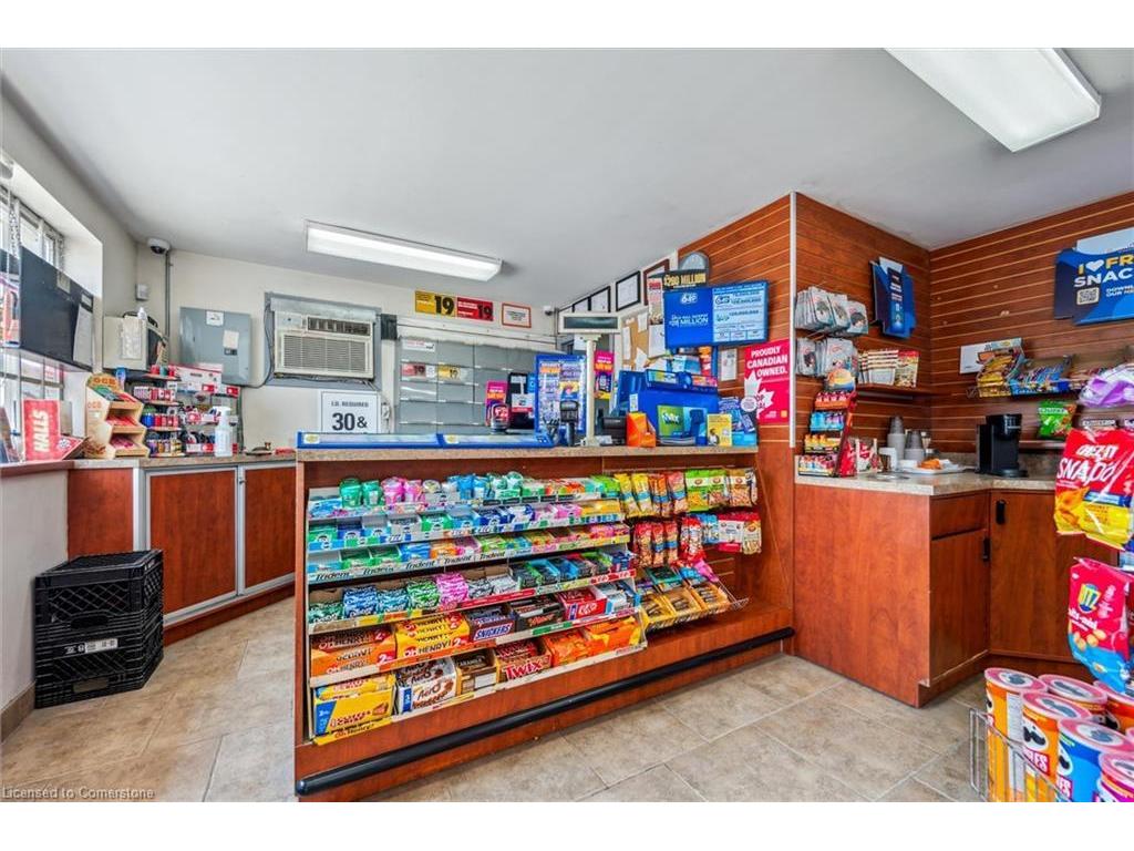 









935


St David

Street North,
Fergus,




ON
N1M 2W3

