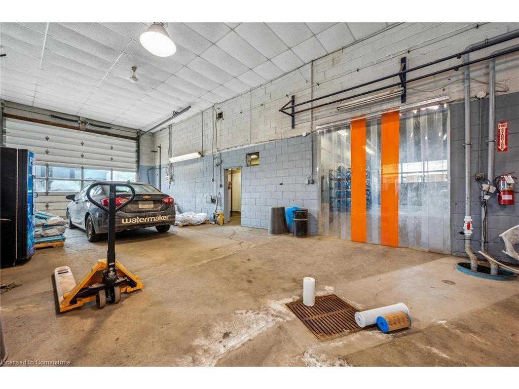 









935


St David

Street North,
Fergus,




ON
N1M 2W3


