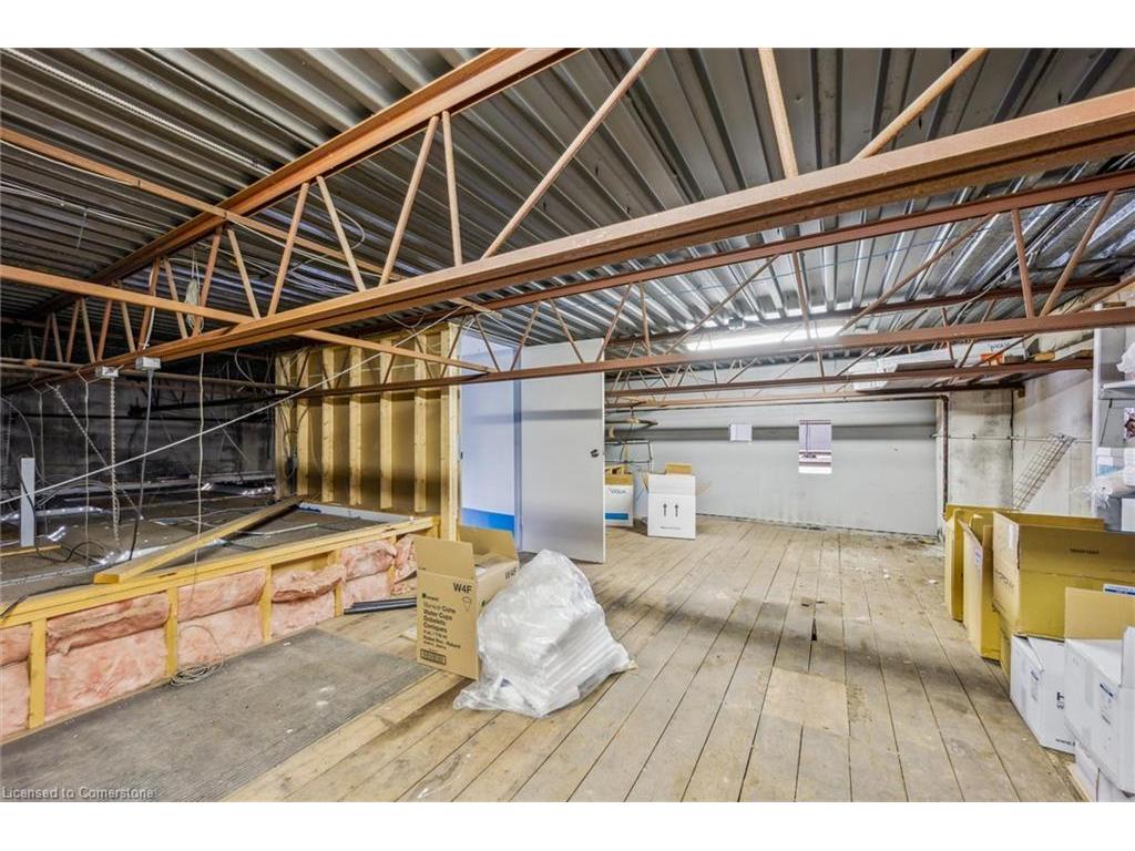 









935


St David

Street North,
Fergus,




ON
N1M 2W3

