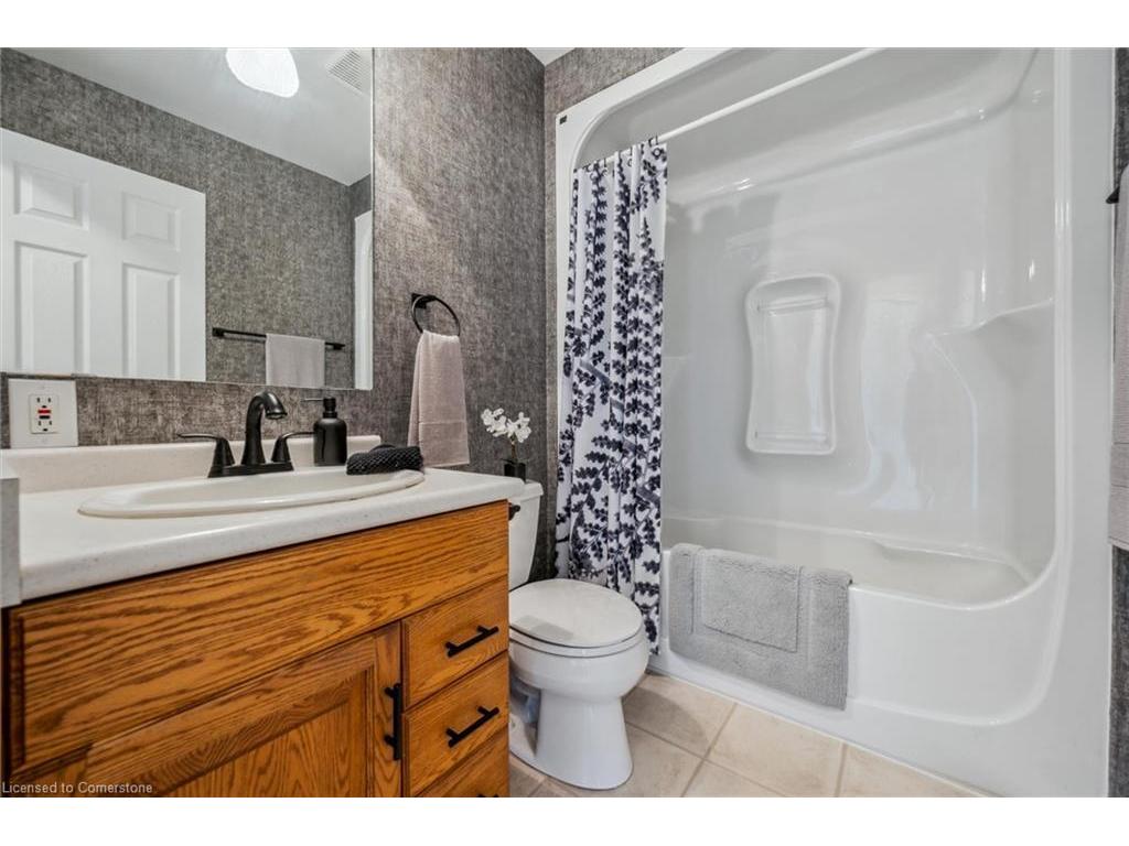 









935


St David

Street North,
Fergus,




ON
N1M 2W3

