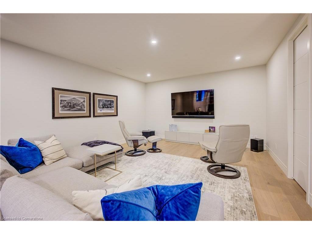 









1826


Moser Young

Road,
Wellesley,




ON
N0B 2T0

