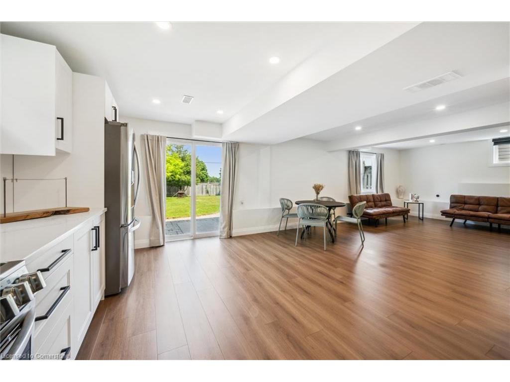 









56


Sweeney

Crescent,
Cambridge,




ON
N3C 4J1

