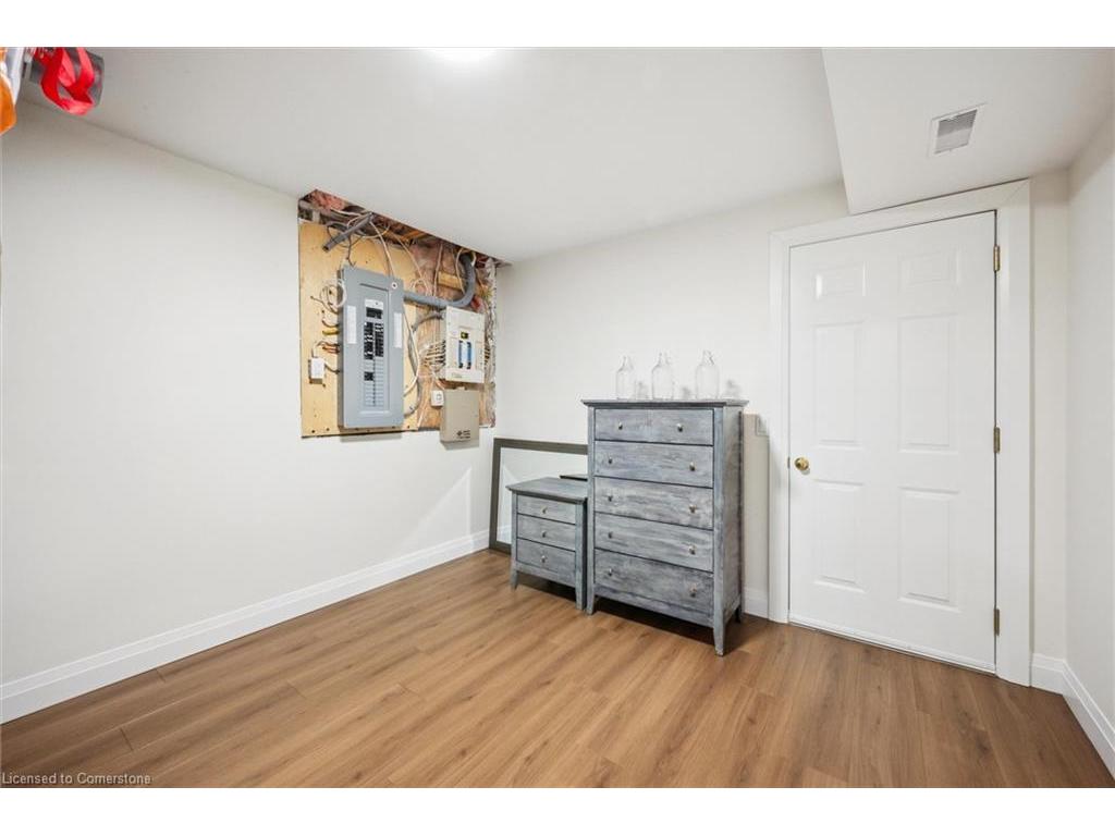 









56


Sweeney

Crescent,
Cambridge,




ON
N3C 4J1

