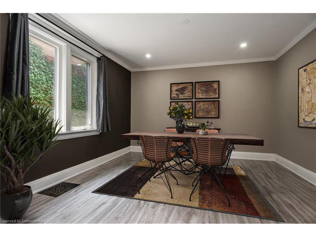 









336


Waterloo

Street South,
Cambridge,




ON
N3H 1N8

