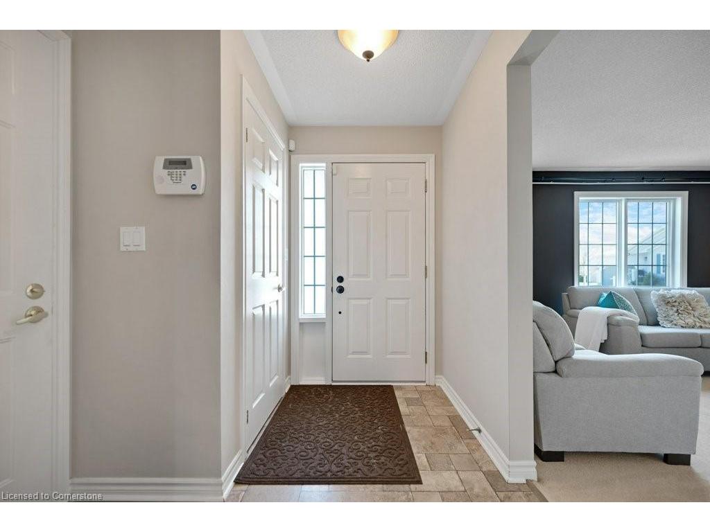 









120


Kilroot

Place,
Freelton,




ON
L8B 1A5


