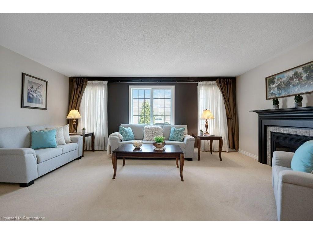 









120


Kilroot

Place,
Freelton,




ON
L8B 1A5


